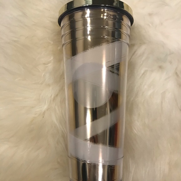 Starbucks Other - New Starbucks cup GOLD w glitter straw in box!
